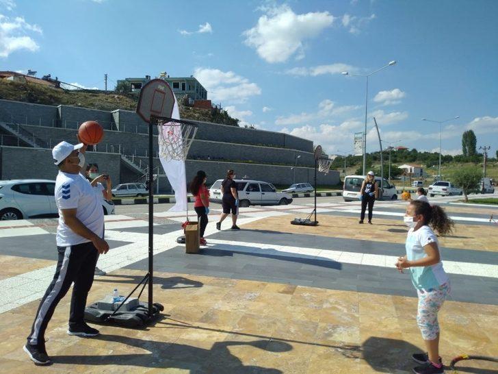 Selendili çocuklar spor şöleninde coştu G2