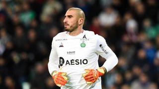 Galatasaray Saint-Etienne'in kalecisi Stephane Ruffier ile ilgileniyor