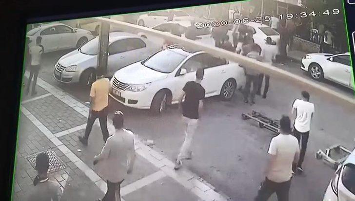 Bursa'da ekipleri alarma geçiren olay! Sevgilisinin eski erkek arkadaşını bıçakladı, polisi tüfekle yaraladı G2