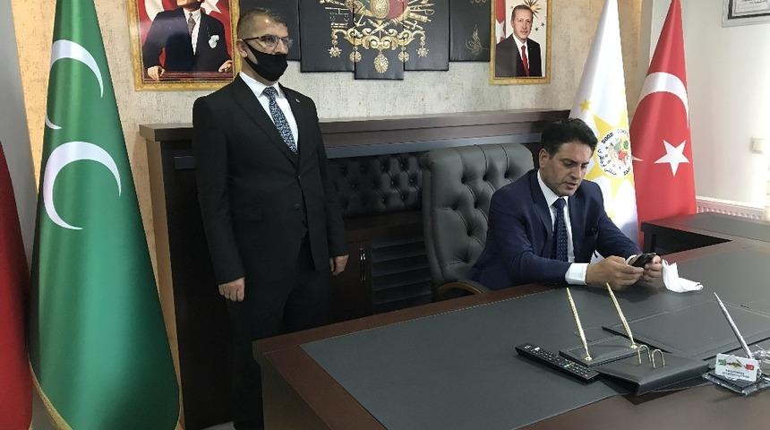 Osmanlı Ocakları Başkanı Canpolat: "FETÖ ve PKK ile ilişkisi olanlara siyaset yasağı getirilsin"