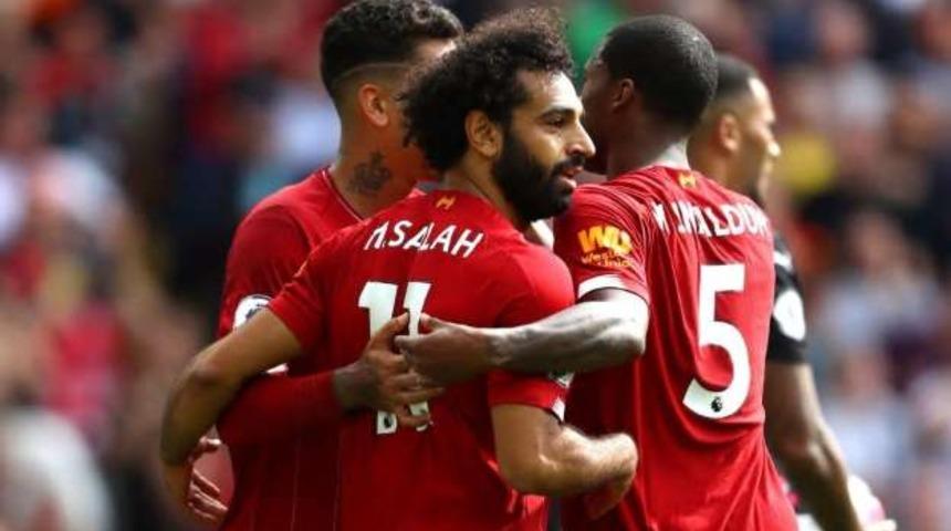 Liverpool, İngiltere Premier Lig'de 30 yıl sonra şampiyon oldu