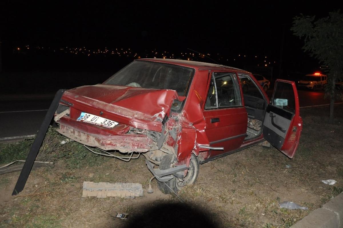 Trafik Kazası 2 Yaralı