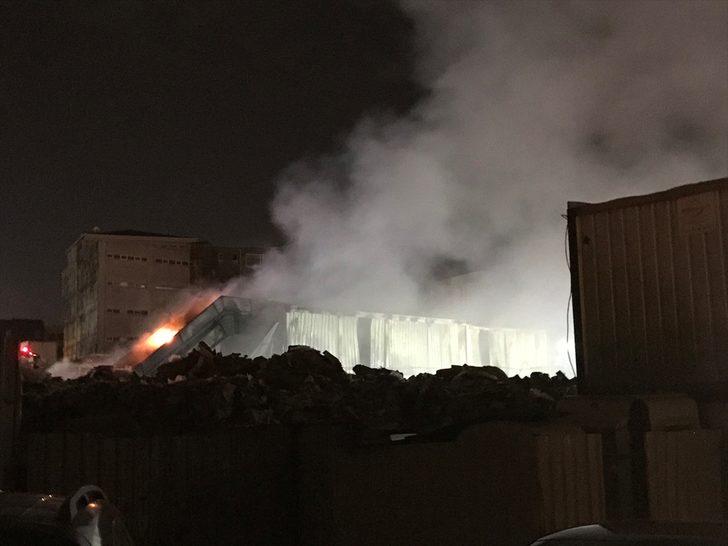 İstanbul'da katı atık merkezinde yangın G1
