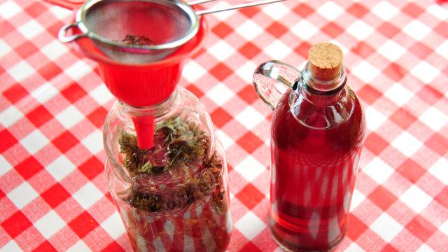 Sivilce için kantaron yağı kullanımı