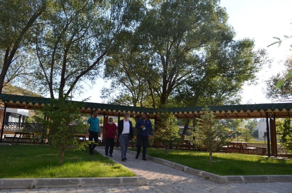 Başkan Altun, yeni restoranda inceleme yaptı