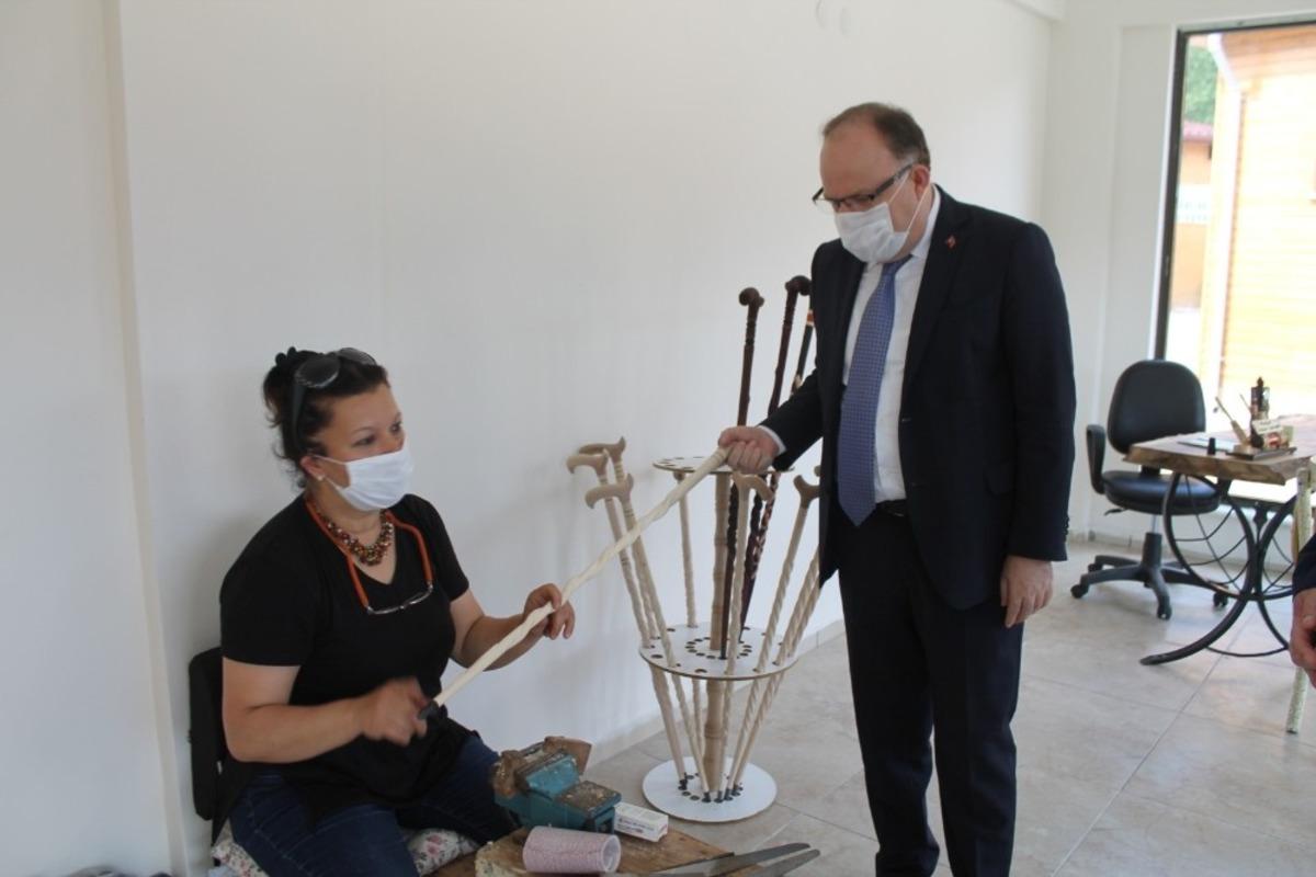 Vali Mustafa Tutulmaz Devrek&rsquo;te ziyaretlerde bulundu