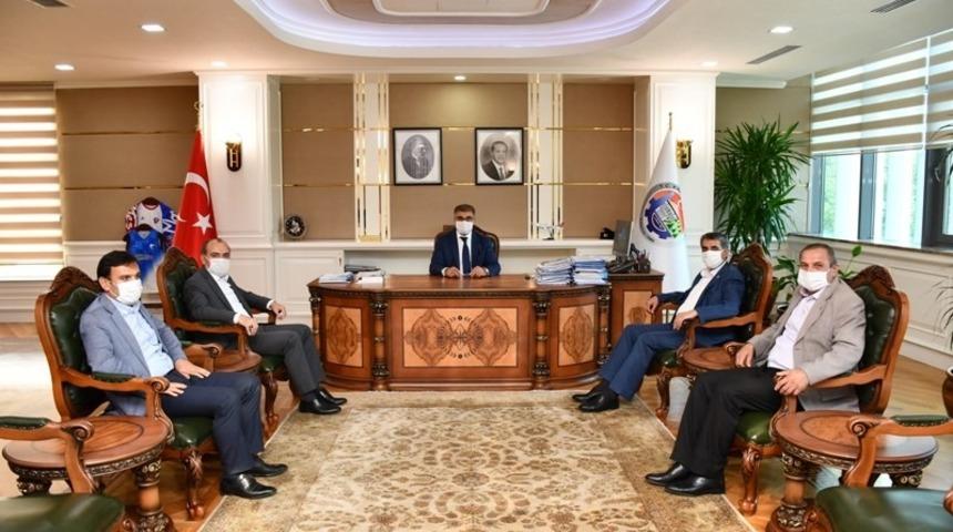 B&uuml;ro Memurları Sendikası Genel Başkanı Yazgan &ccedil;alışmalar hakkında bilgi verdi