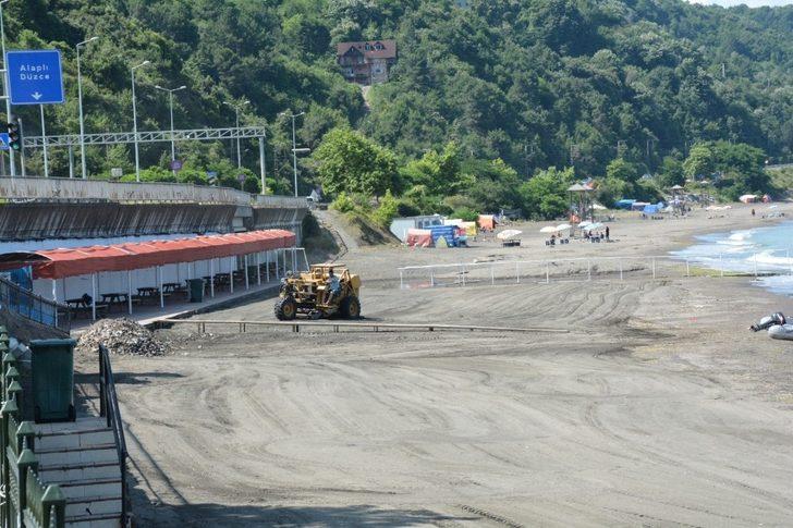 Kdz. Ereğli Belediyesi plajlarda temizlik çalışması yaptı G4