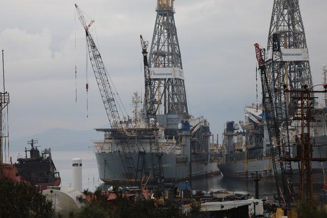 Miadını dolduran su üstünün kralları, hammadde olmak üzere sökülmeye başlandı