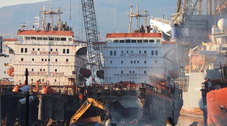Miadını dolduran su &uuml;st&uuml;n&uuml;n kralları, hammadde olmak &uuml;zere s&ouml;k&uuml;lmeye başlandı