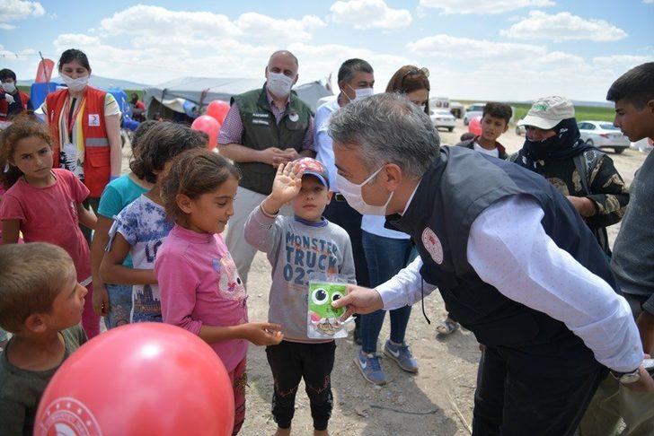 Mevsimlik işçiler ve çocuklarını mutlu eden etkinlik G3