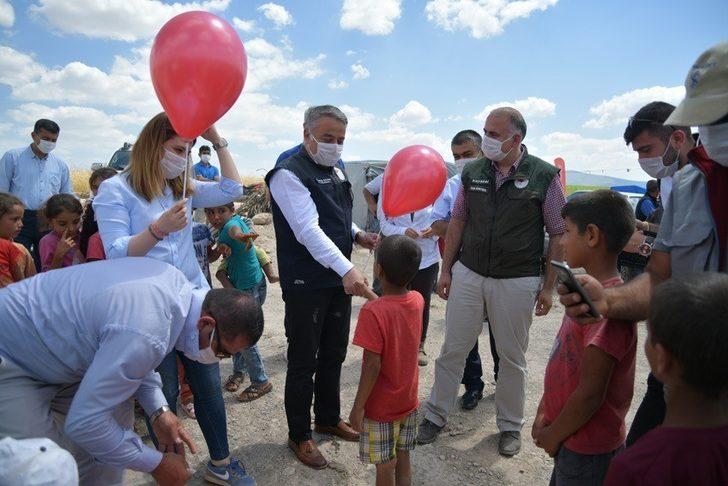 Mevsimlik işçiler ve çocuklarını mutlu eden etkinlik G4
