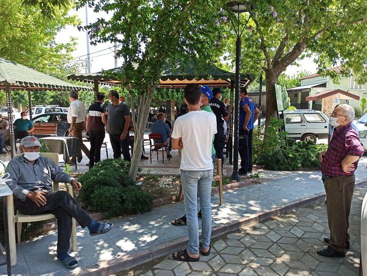 Manisa'daki depremde tarama çalışmaları sürüyor G3