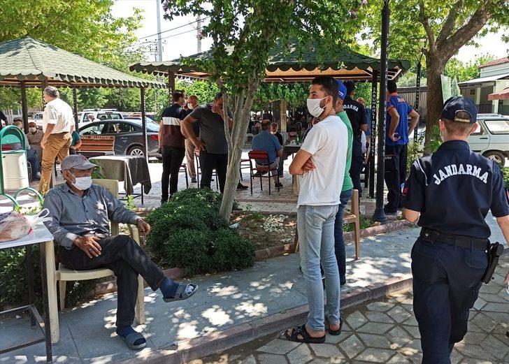 Manisa'daki depremde tarama çalışmaları sürüyor G4