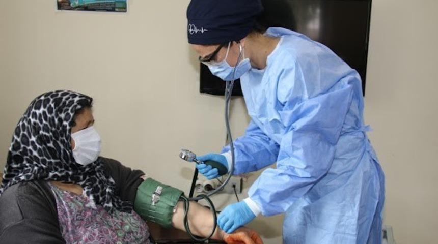 Büyükşehir’den salgın döneminde bin 635 kişiye evde sağlık hizmeti