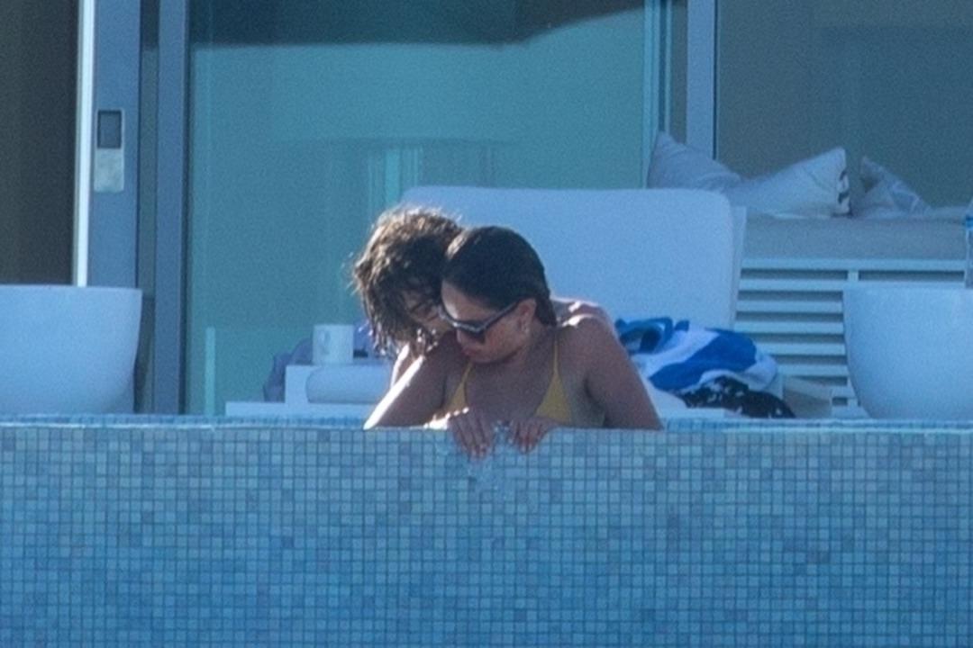 Timothee Chalamet ile Eiza Gonzalez aşk tatilinde