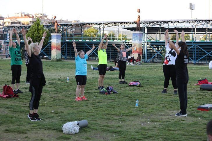 Gaziemir hareket ediyor, yüzler gülüyor G4