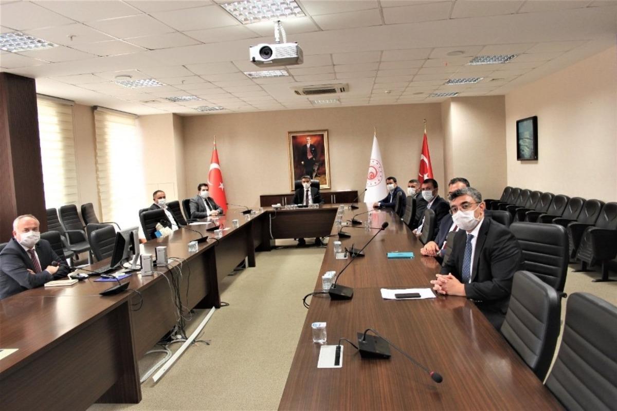 G&uuml;rbulak Sınır Kapısındaki sorunlar masaya yatırıldı