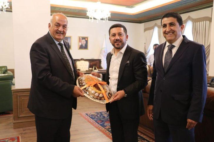 Nevşehir Valisi Becel’e Malatyalılardan hayırlı olsun ziyareti G4