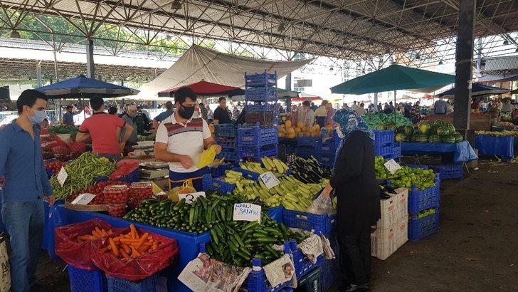 Kısıtlama öncesi halk pazarındaki yoğunluğun az olması şaşırttı G2