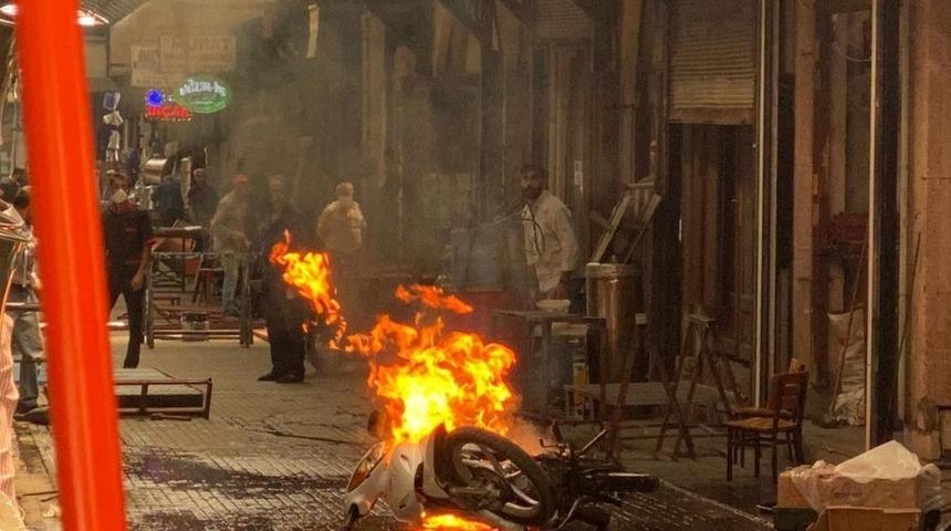 Bir kıvılcım motosikleti k&uuml;le &ccedil;evirdi