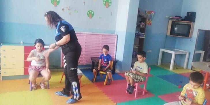 Burhaniye’de Polisler miniklerle buluştu G2