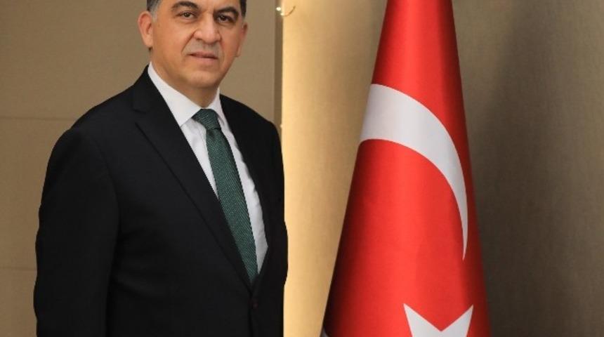 Başkan Fadıloğlu, &ouml;ğrencilere &lsquo;başarı&rsquo; diledi