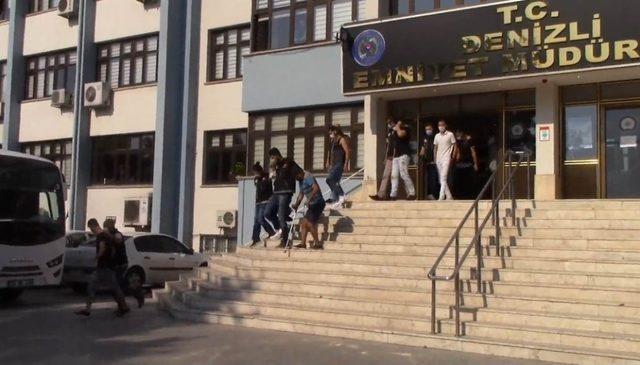 Denizli’de kamu düzeni ve sağlını bozan 16 yabancı sınır dışı edildi