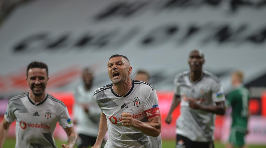 Beşiktaş-Konyaspor maçına Burak Yılmaz damga vurdu