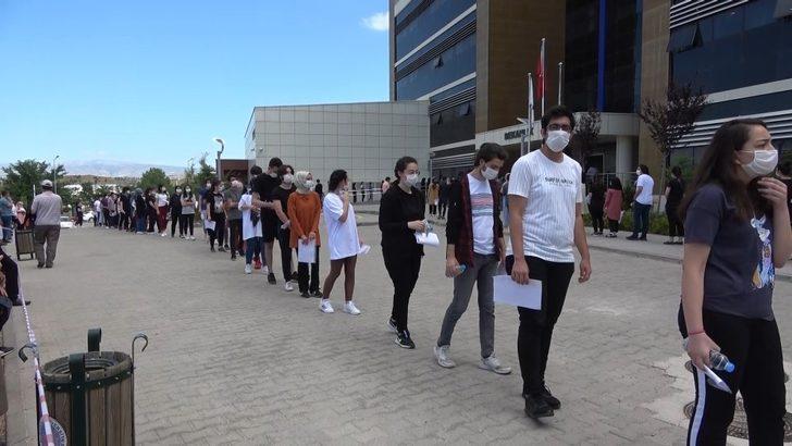 Kırıkkale’de YKS’nin ilk oturumu TYT başladı G1