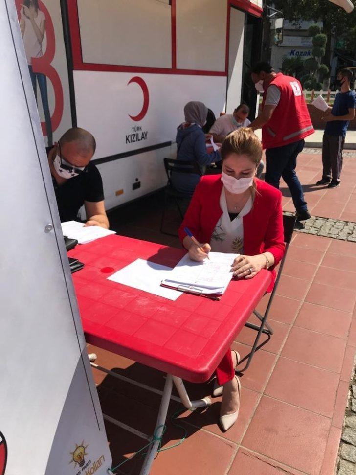 AK kadınlardan kan bağışı etkinliği G5