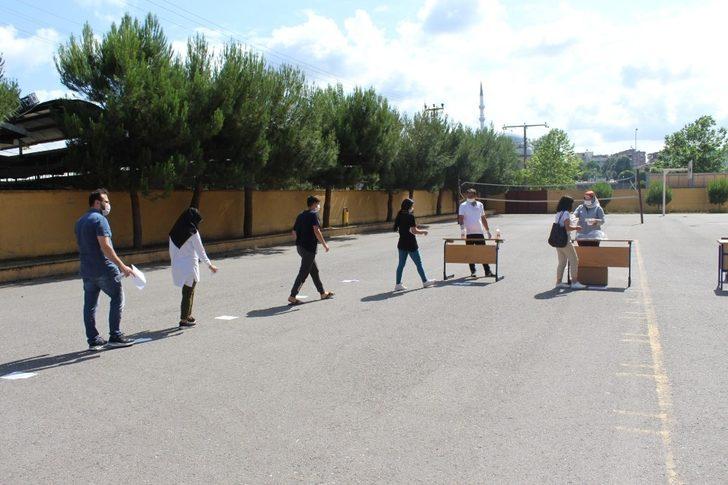 Çarşamba’da binlerce öğrencinin YKS heyecanı G3