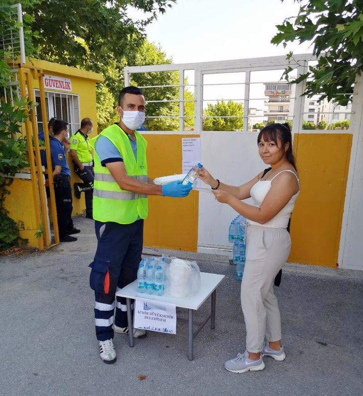 YKS’de ter dökecek öğrencilere su ve maske desteği G3