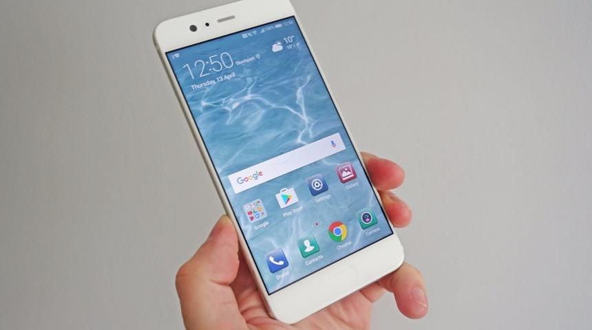 Huawei P10 ailesi için 4 GB’lık bir güncelleme yayınladı