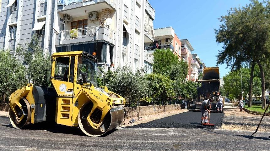 Konuksever&rsquo;de 12 bin 599 metre uzunluğundaki cadde ve sokakların asfaltı yenileniyor