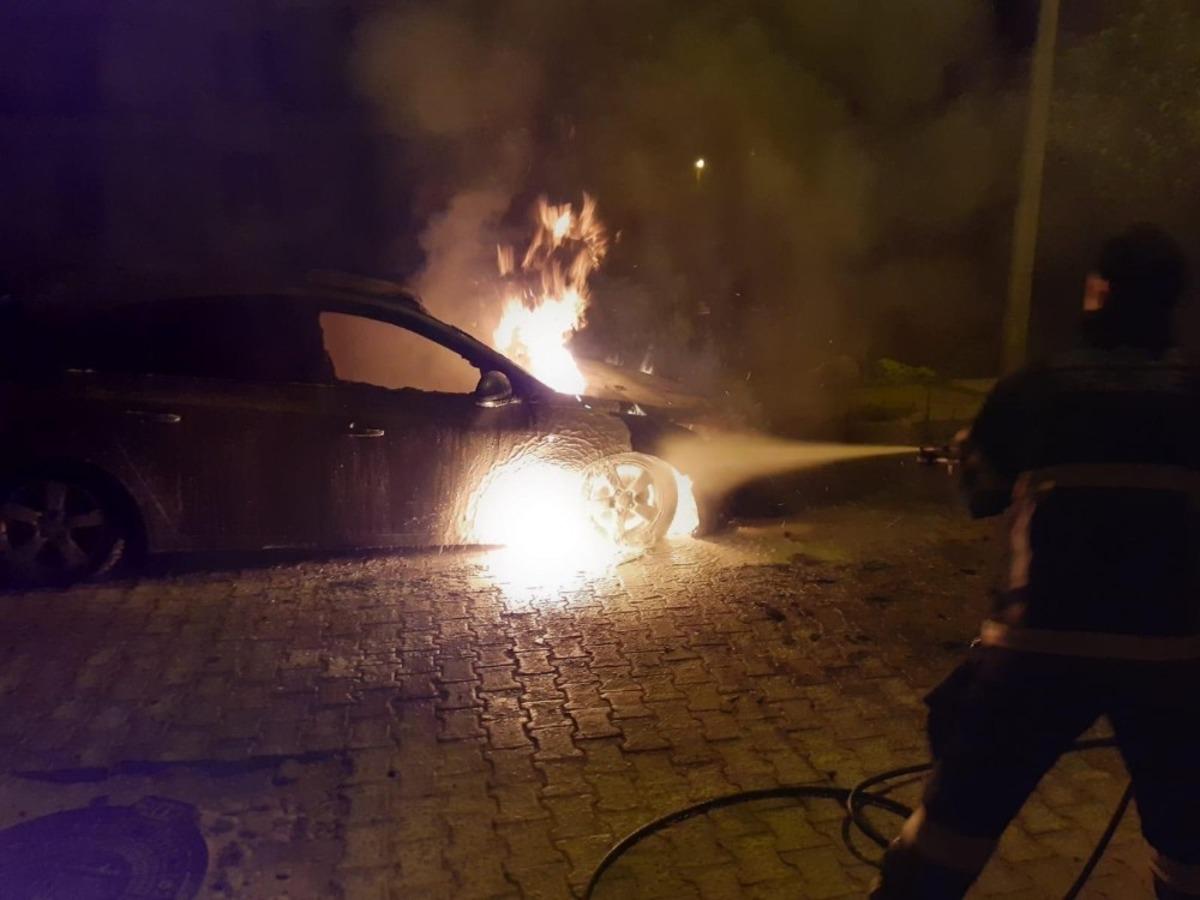 Milas&rsquo;ta otomobil k&uuml;le d&ouml;nd&uuml;