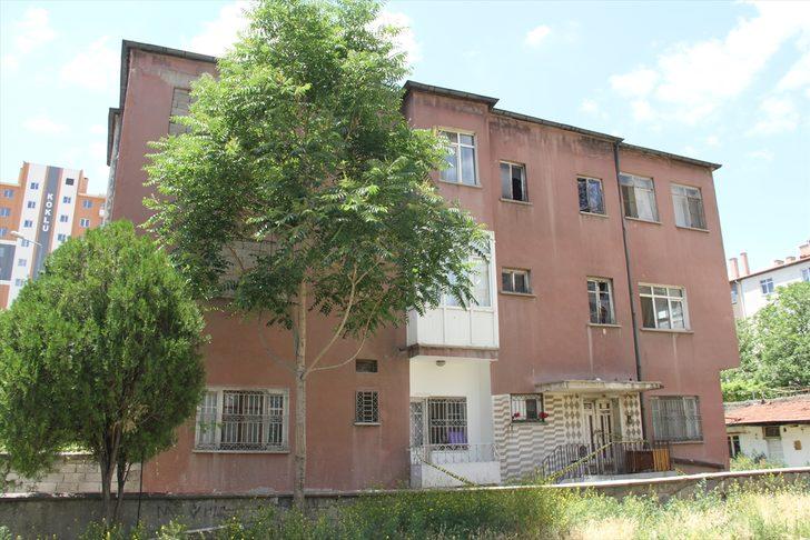 Kayseri'de 3 katlı apartman karantinaya alındı G4