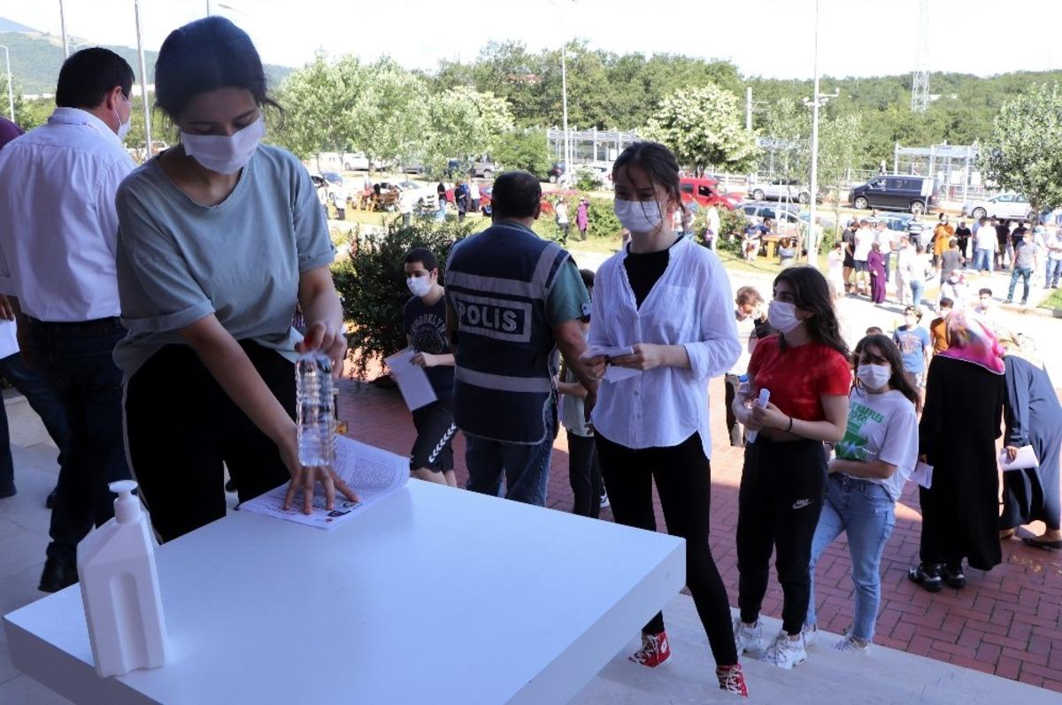 Erzincan&rsquo;da 8246 &ouml;ğrenci YKS i&ccedil;in ter d&ouml;kt&uuml;