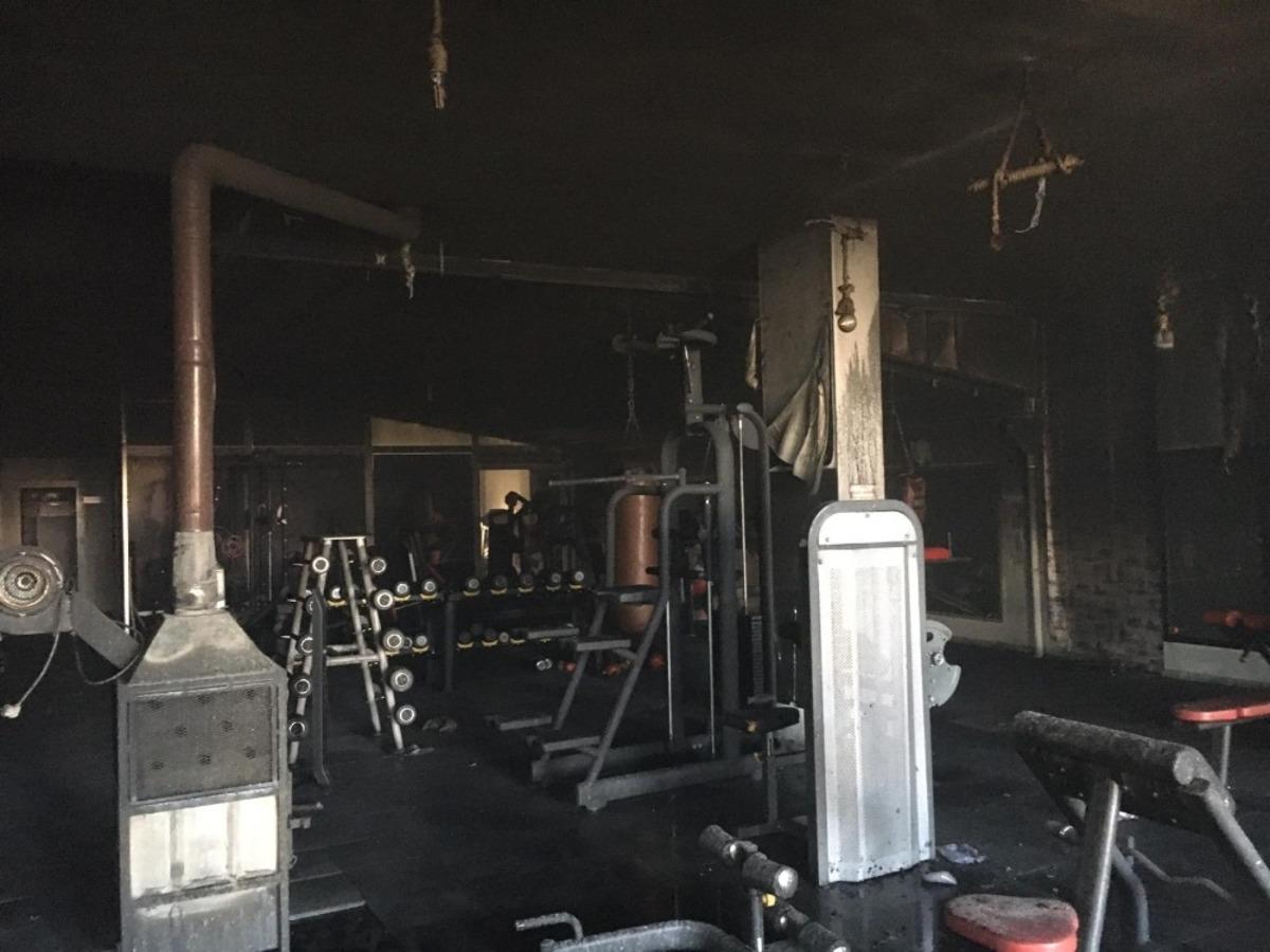 Edremit&rsquo;te spor salonunda yangın paniği