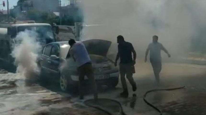 Adıyaman&rsquo;da otomobil yangını