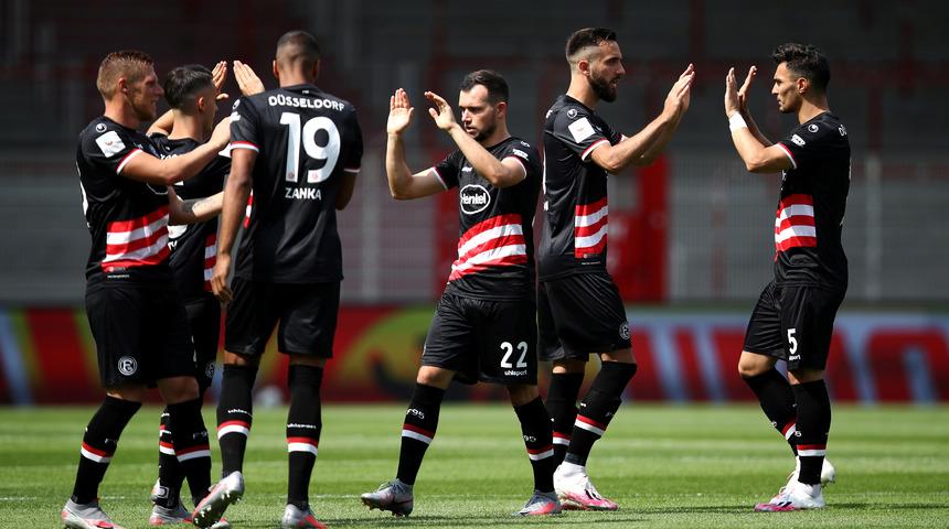 Kaan Ayhan ve Kenan Karaman’ın takımı küme düştü