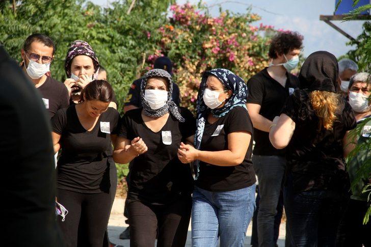 Terhisine bir gün kala kazada yaşamını yitiren asteğmen Taylan Ekerel toprağa verildi G1