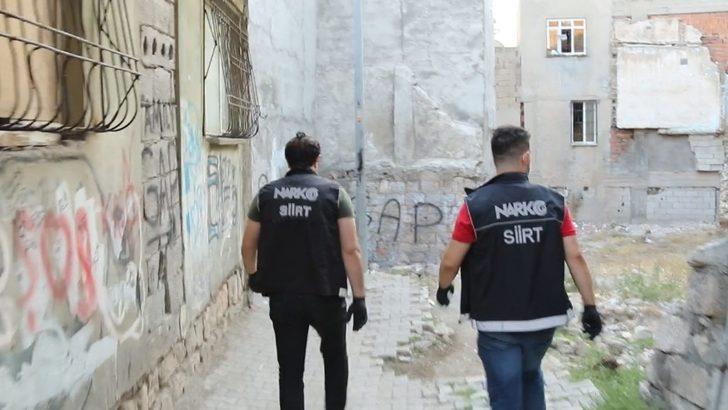 Siirt’te 320 polisle uyuşturucu operasyonu gerçekleştirildi G3