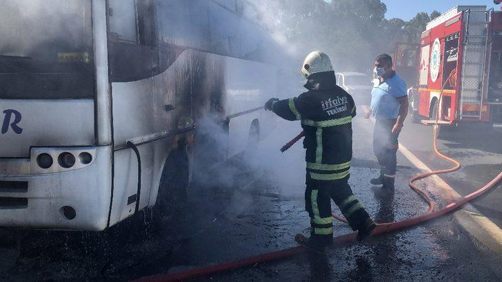 Tekirdağ’da işçi servisi yandı G2