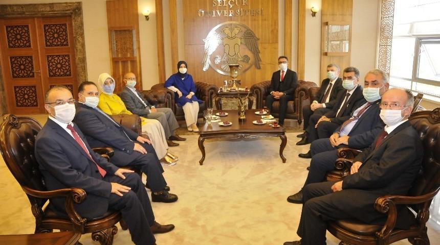 AK Parti heyetinden Rekt&ouml;r Aksoy&rsquo;a ziyaret