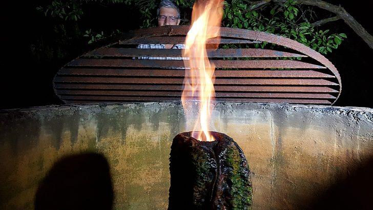 Kuyudan çıkan yanan su şaşırtıyor G3