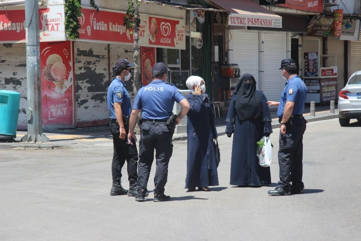 Suriye sınırındaki Kilis&rsquo;te sokağa &ccedil;ıkma yasağına uyuluyor