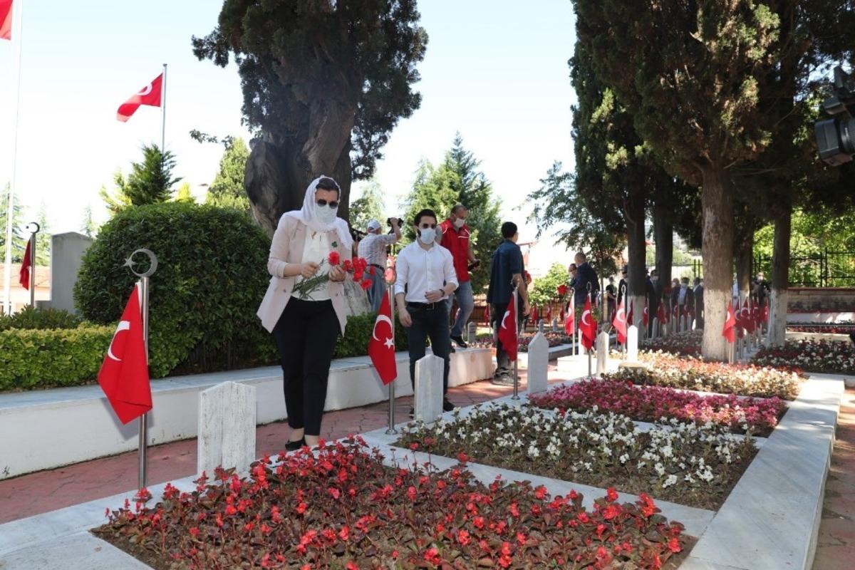 İzmit&rsquo;in kurtuluşunun 99&rsquo;uncu yılı kutlandı