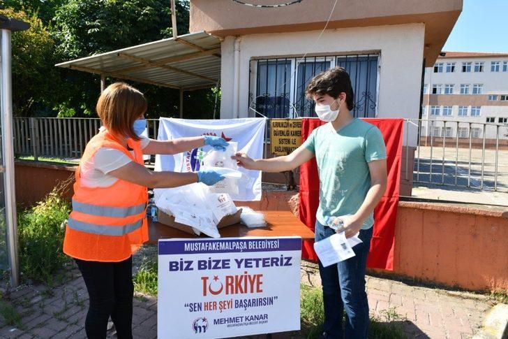 Belediyeden YKS adaylarına maske ve hijyen desteği G2