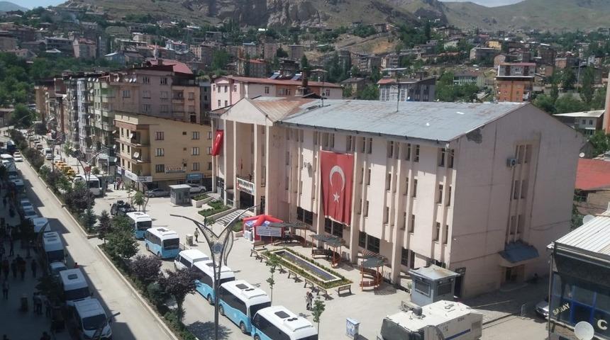Hakkari&rsquo;de YKS huzur i&ccedil;inde ge&ccedil;ti